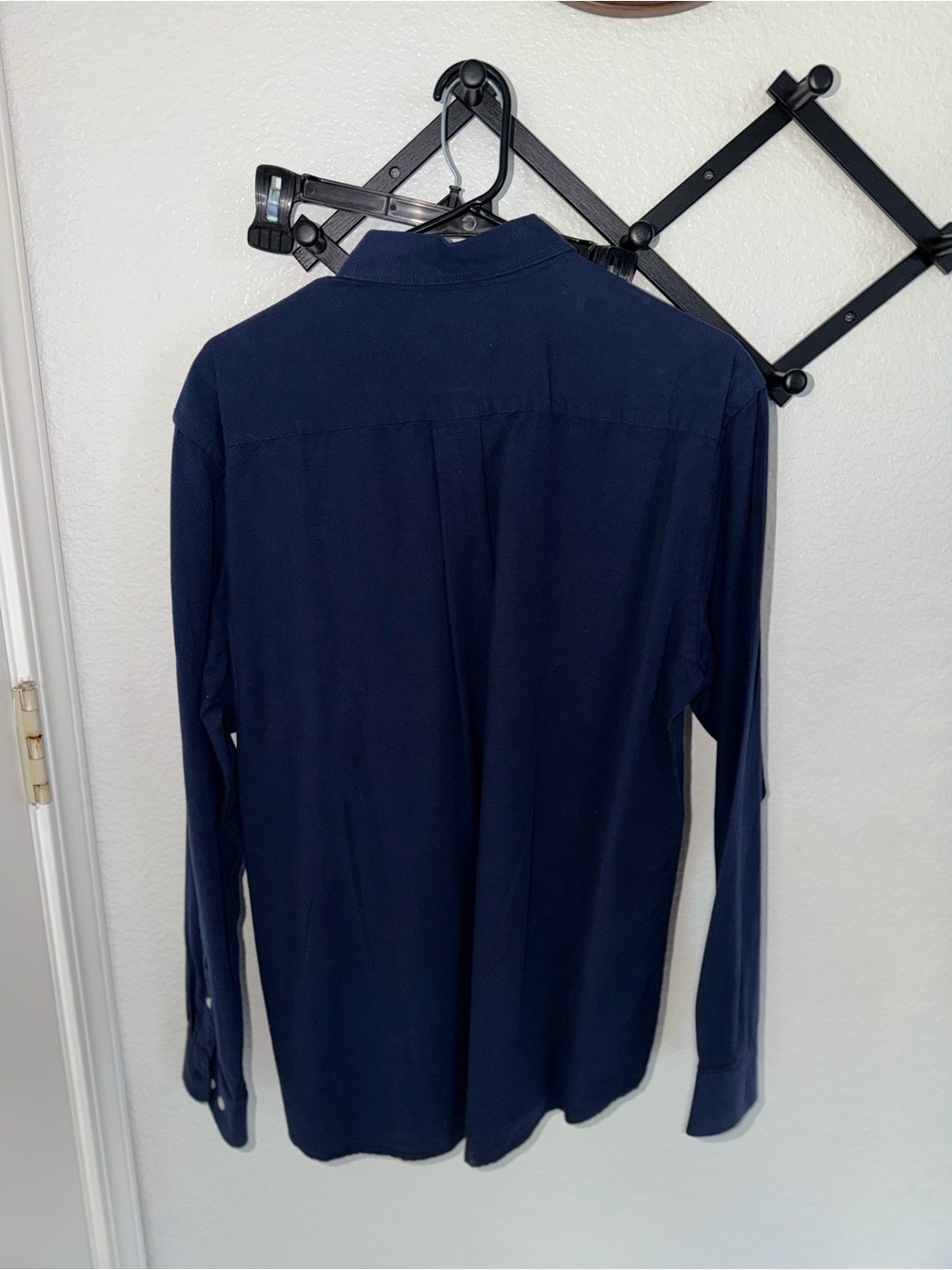 Amazon Essentials Men’s XL Navy Button Down Shirt Regular Fit Long Sleeve NWT - Picture 4 of 4